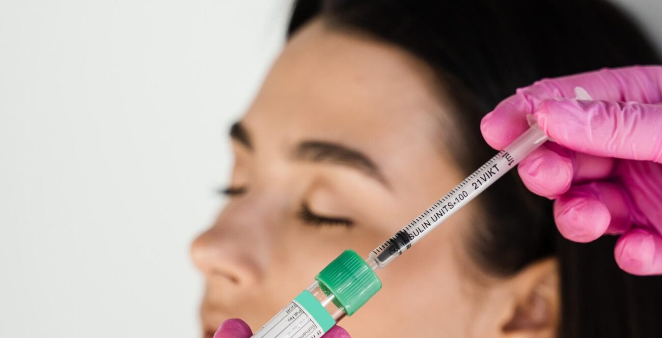 Sesión de plasma rico en plaquetas PRP facial en Guayaquil